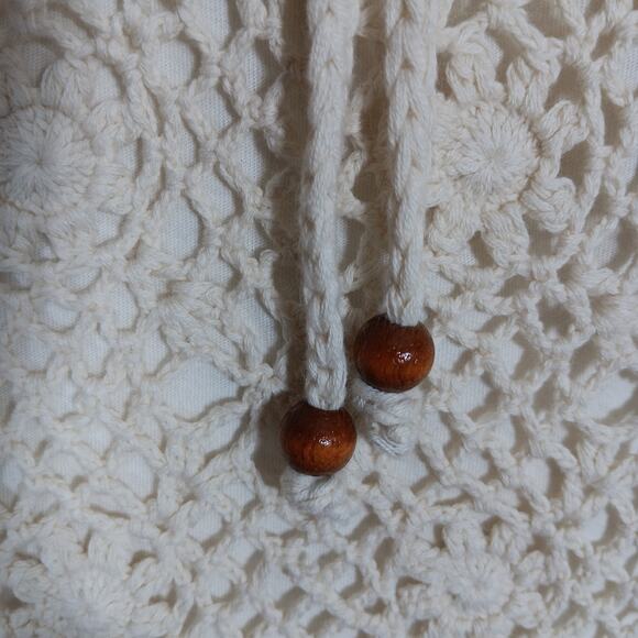 H&M L.O.G.G. Crochet Mini Skirt Size XS Cream Fully Lined Elastic Waist NWT - Picture 2 of 6